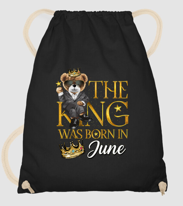 The king was born int JUNE model negru pe tricou