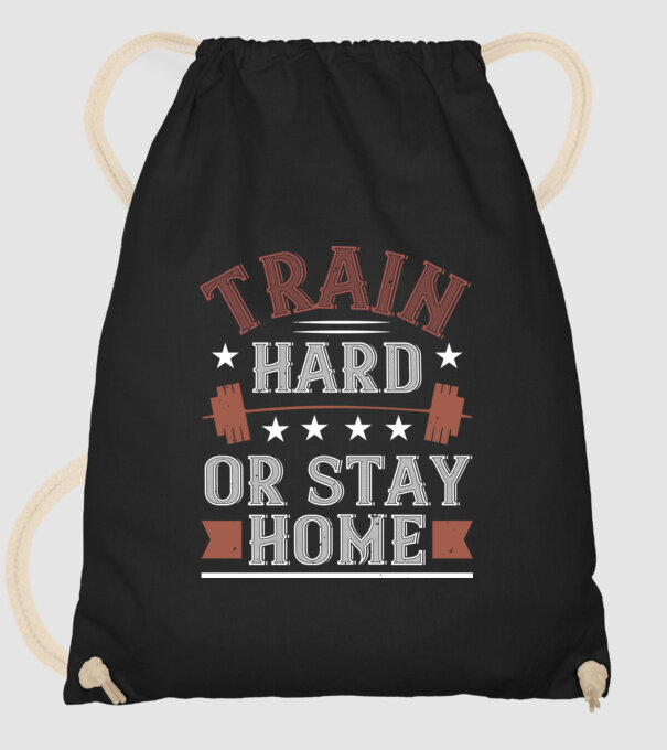 Train Hard model negru pe tricou
