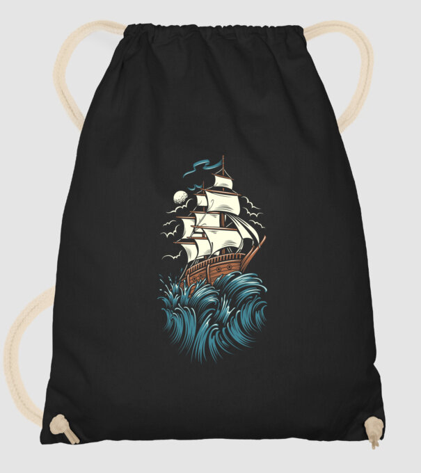 Vapoare model negru pe tricou