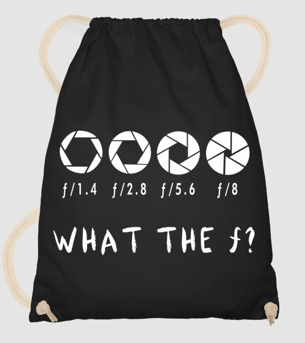 what the f model negru pe tricou
