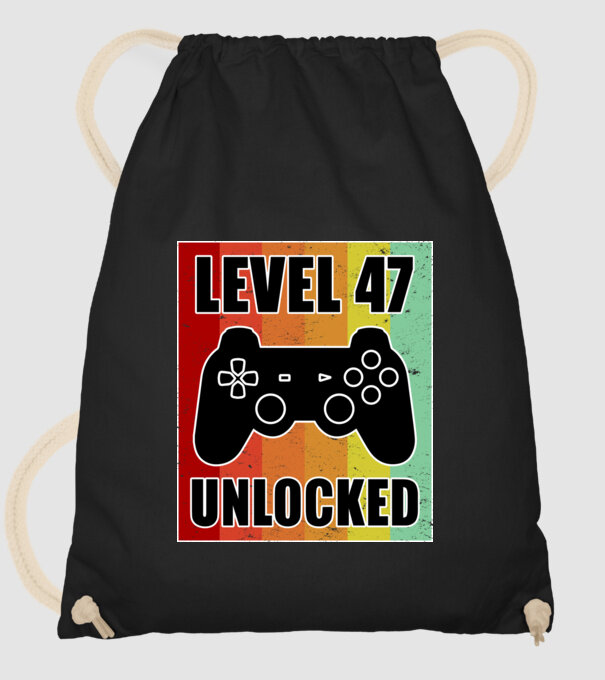level 47 unlocked retro gamer model negru pe tricou