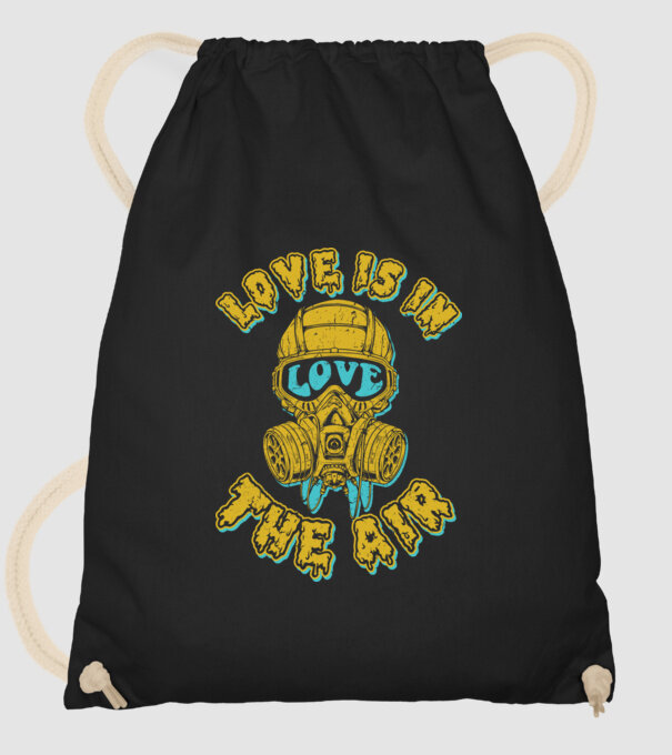 Love is in the air model negru pe tricou