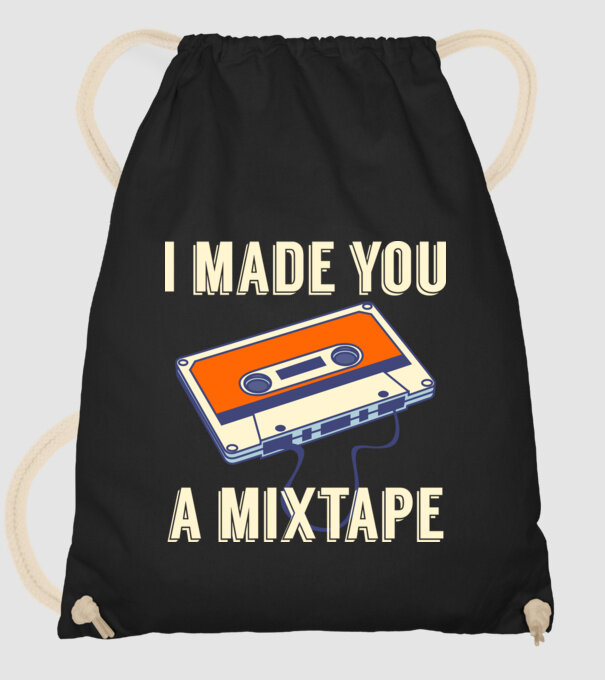 Mixtape model negru pe tricou