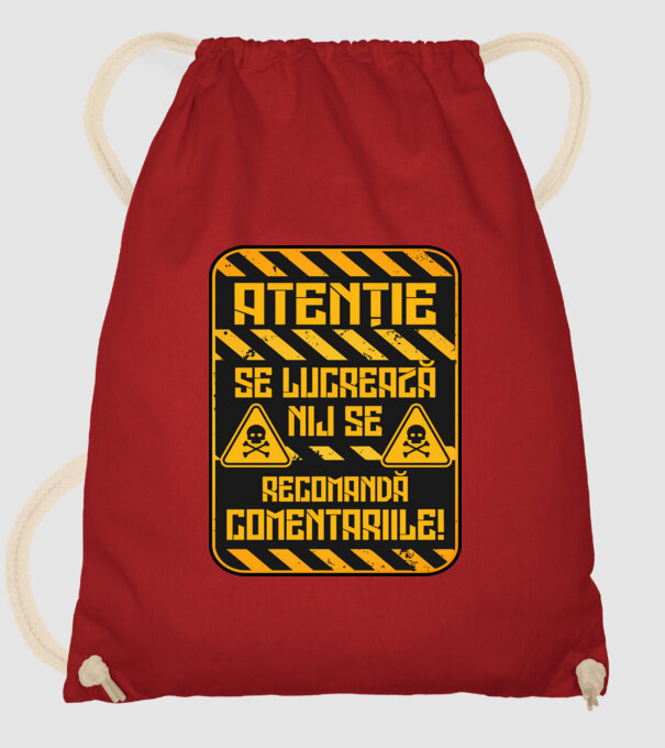 Nu se recomandă comentariile D9233657 model roșu pe tricou