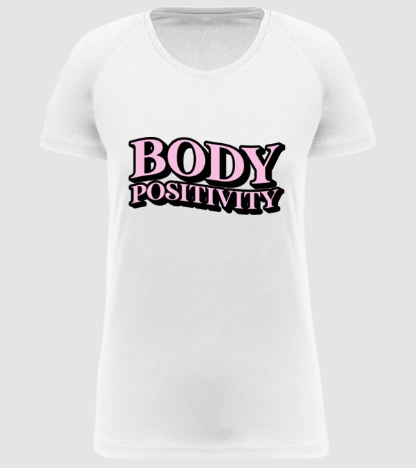 BodyPositivity model alb pe tricou