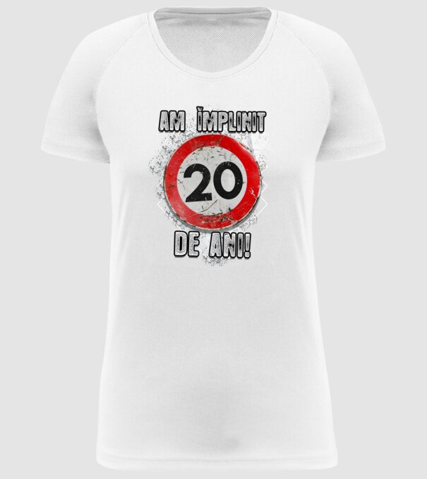 Am împlinit 20 de ani! model alb pe tricou