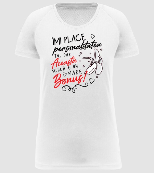Dar această sculă e un mare bonus! model alb pe tricou