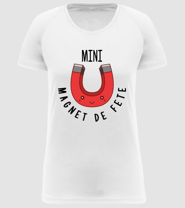 Mini magnet de fete model alb pe tricou