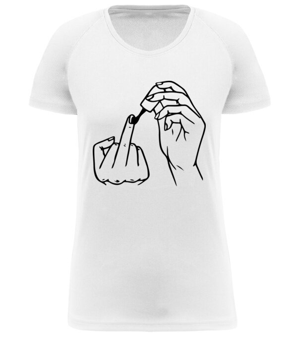  model  pe tricou