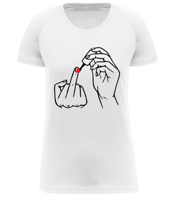  model  pe tricou