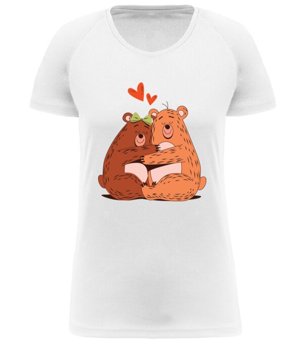  model  pe tricou