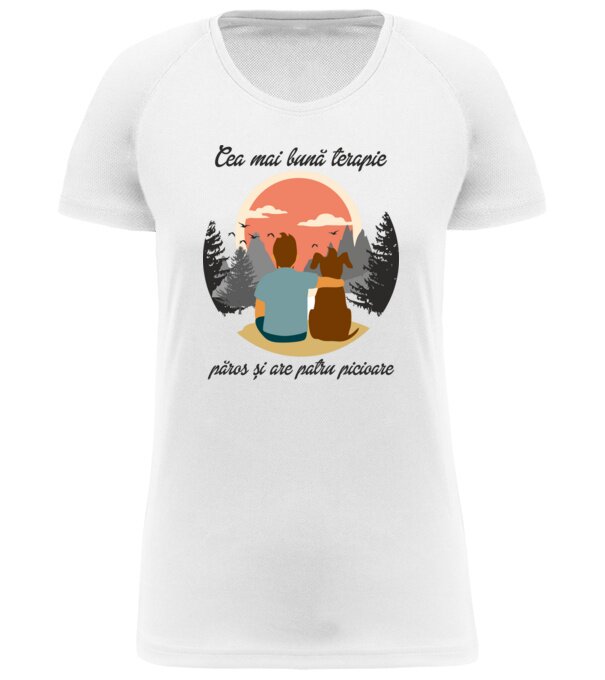  model  pe tricou