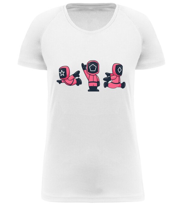  model  pe tricou