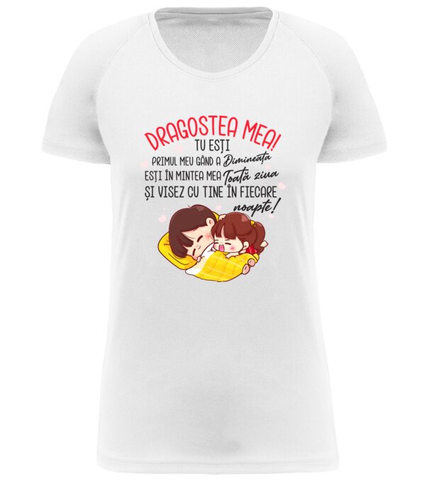  model  pe tricou