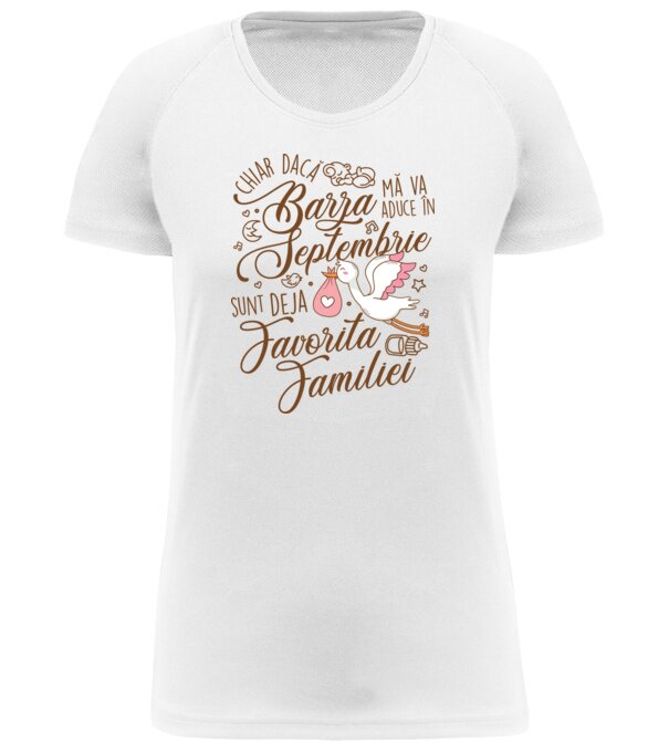  model  pe tricou