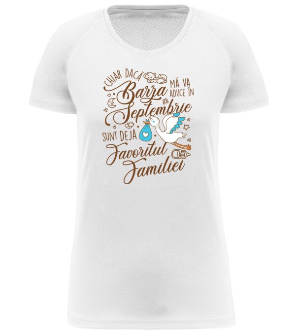  model  pe tricou