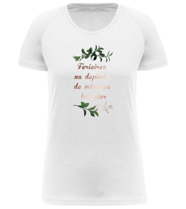 model  pe tricou