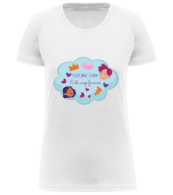  model  pe tricou