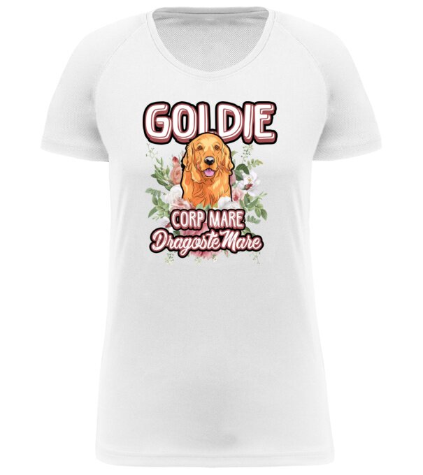  model  pe tricou