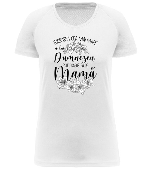  model  pe tricou