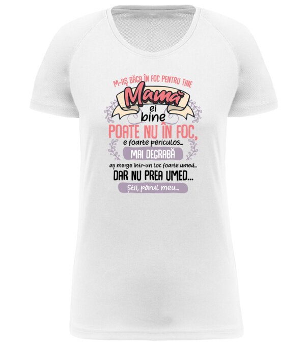  model  pe tricou