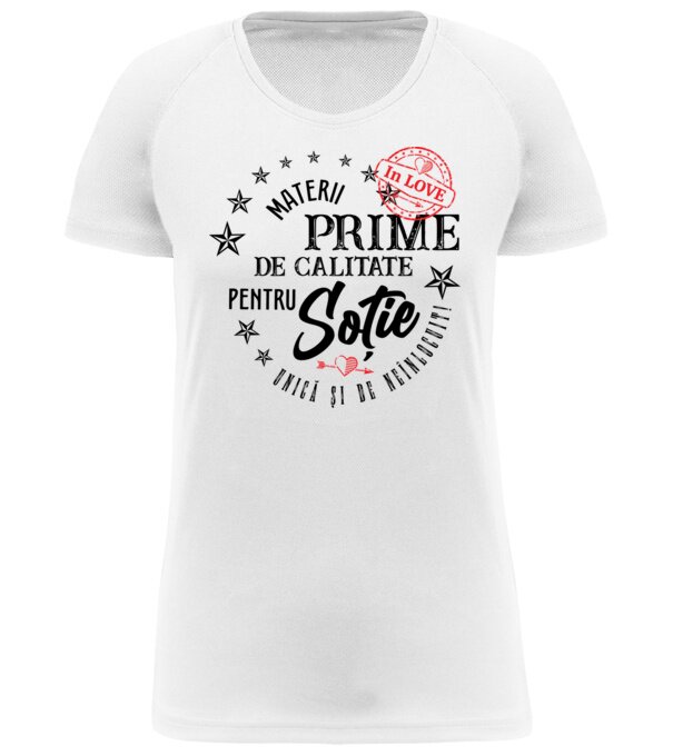  model  pe tricou