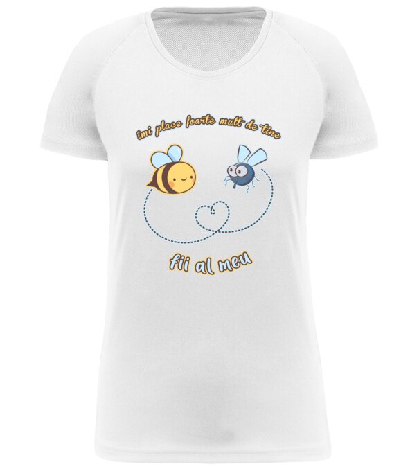  model  pe tricou