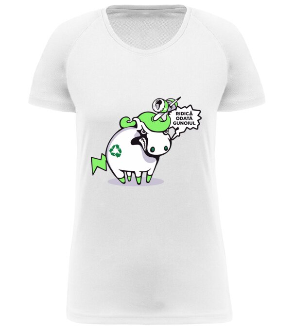  model  pe tricou