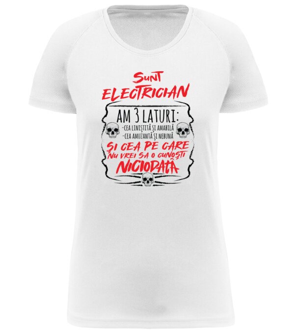  model  pe tricou