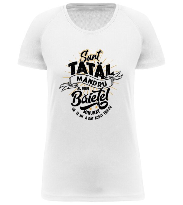  model  pe tricou