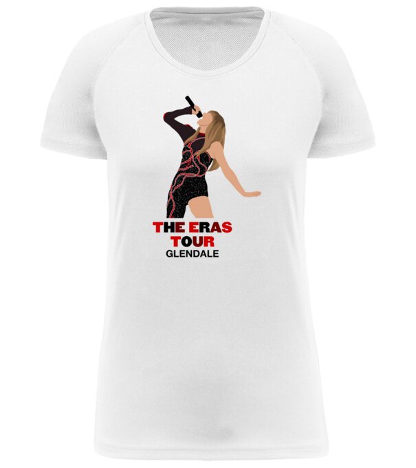  model  pe tricou