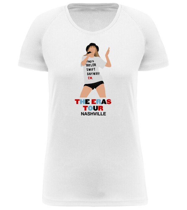  model  pe tricou