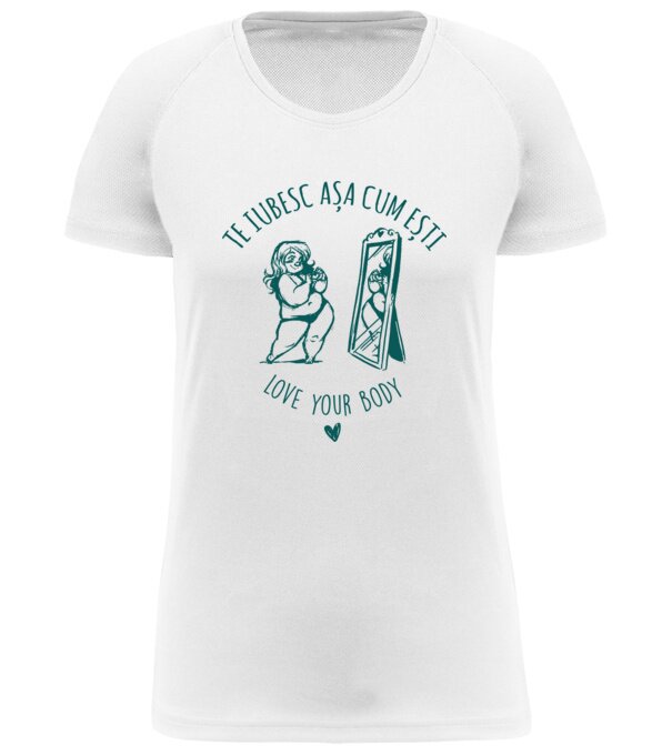  model  pe tricou