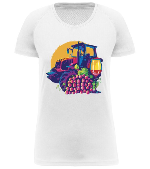  model  pe tricou