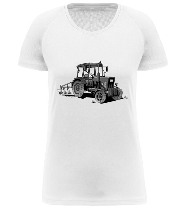  model  pe tricou