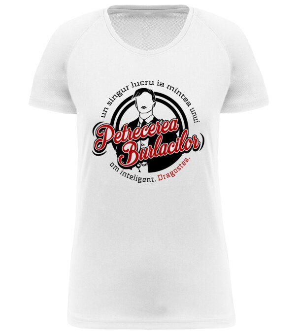  model  pe tricou