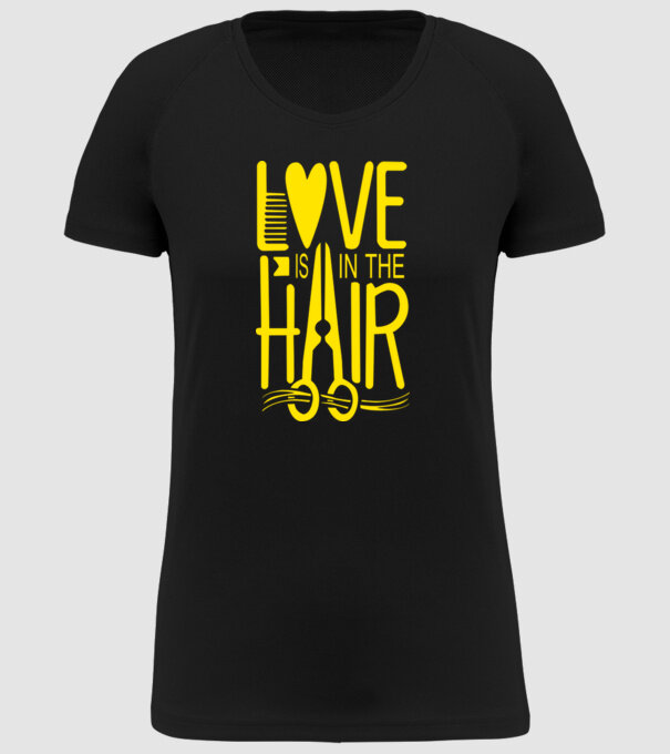 Love is in the hair model negru pe tricou