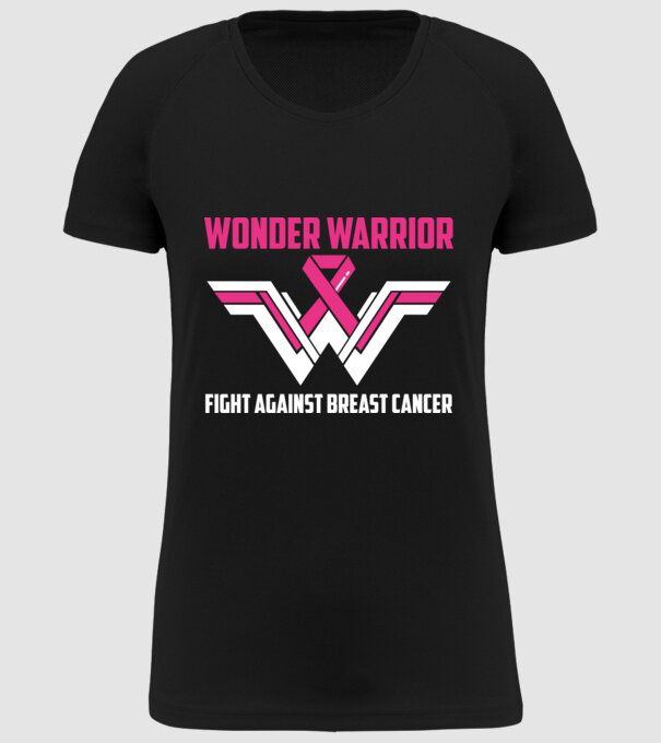 WONDER WARRIOR model negru pe tricou