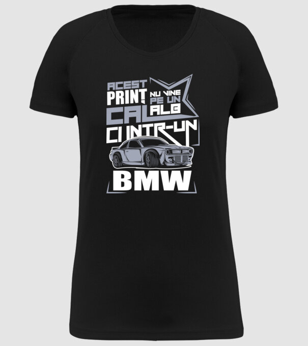 Acest prinț nu vine pe un cal alb, ci într-un BMW model negru pe tricou