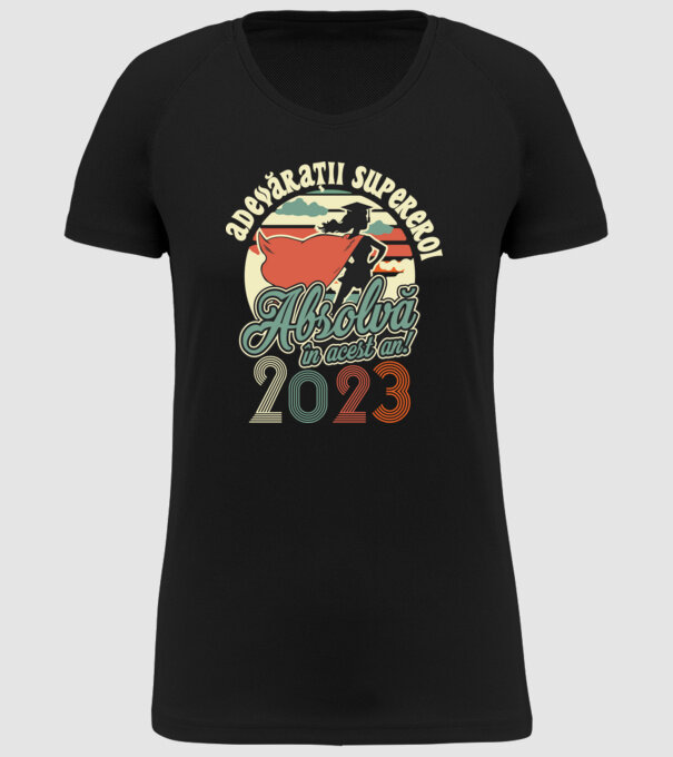 Adevărații supereroi model negru pe tricou