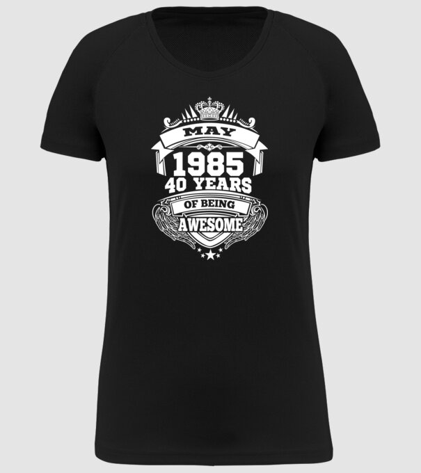 Awesome being of may 1985 model negru pe tricou