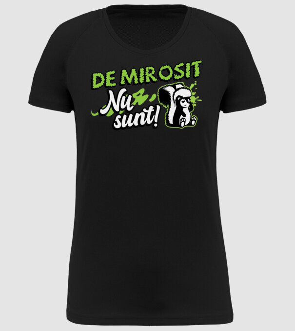 De mirosit nu sunt model negru pe tricou
