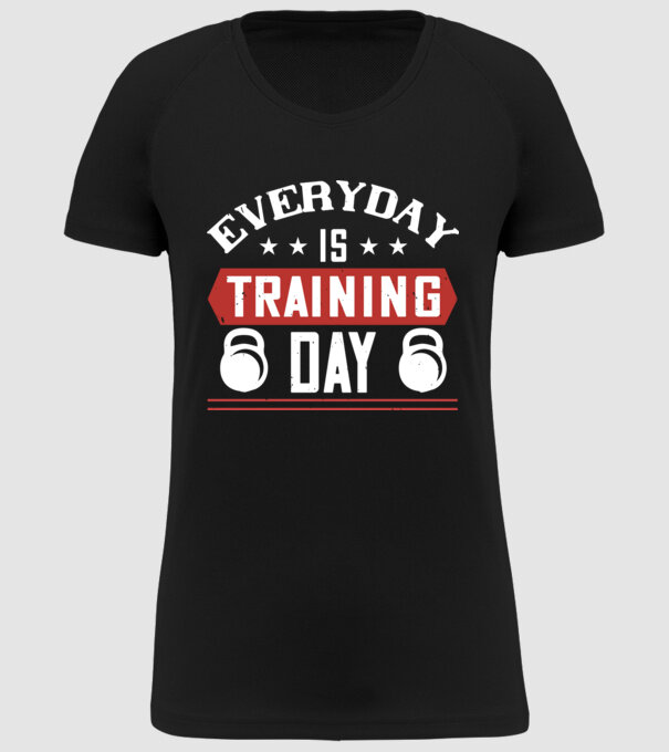 everyday is training day model negru pe tricou