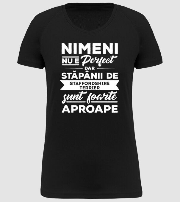 nimeni nu e perfect, dar stăpânii de staffordshire terrier sunt foarte aproape model negru pe tricou