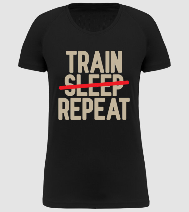 Train repeat model negru pe tricou