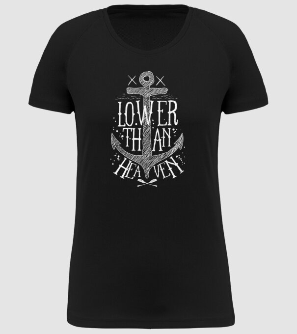Vapoare model negru pe tricou