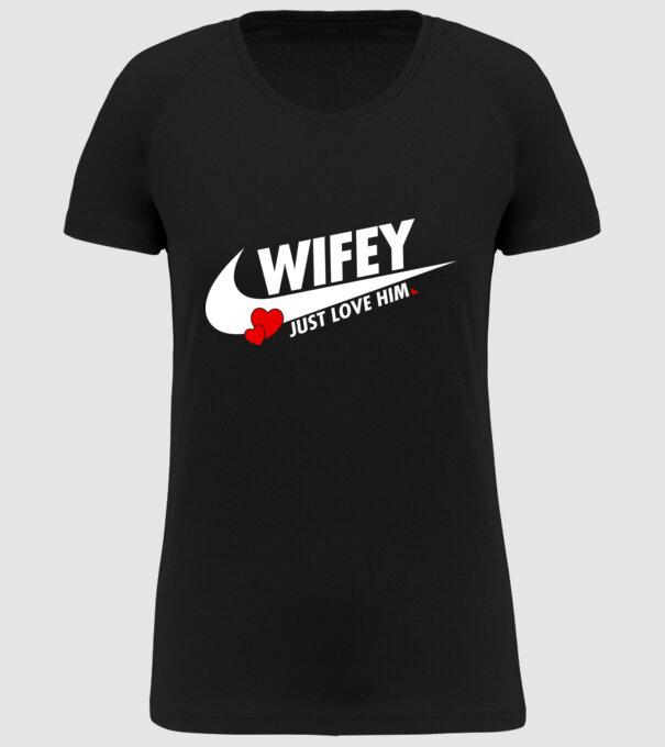 Wifey Just love him alb model negru pe tricou