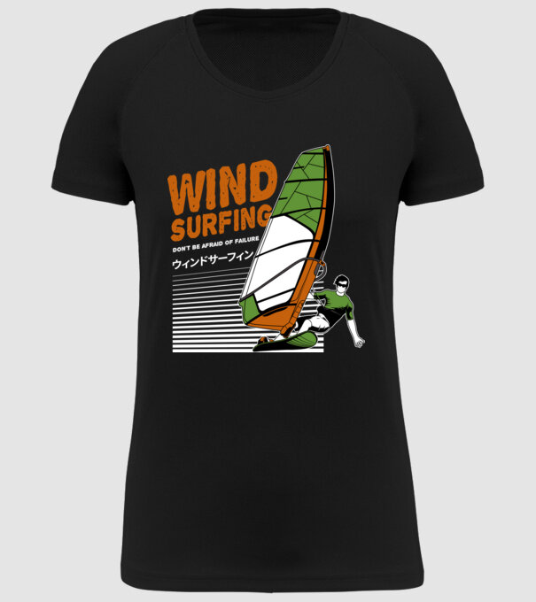 Wind Surf model negru pe tricou