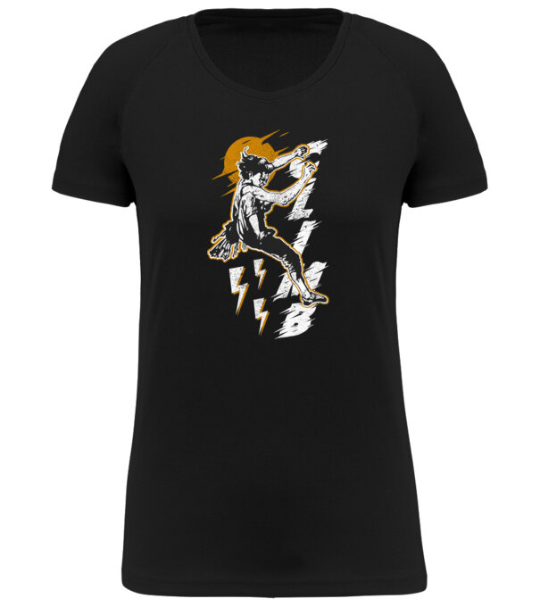  model  pe tricou