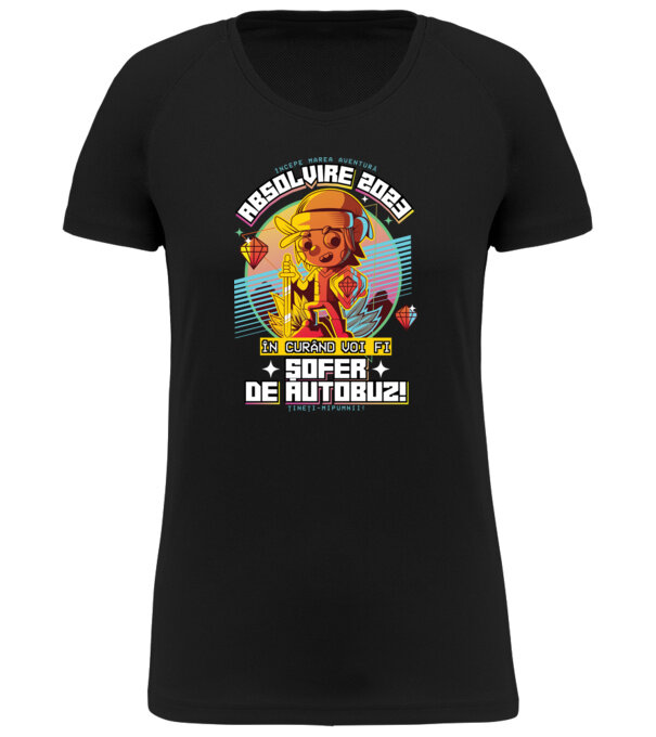  model  pe tricou